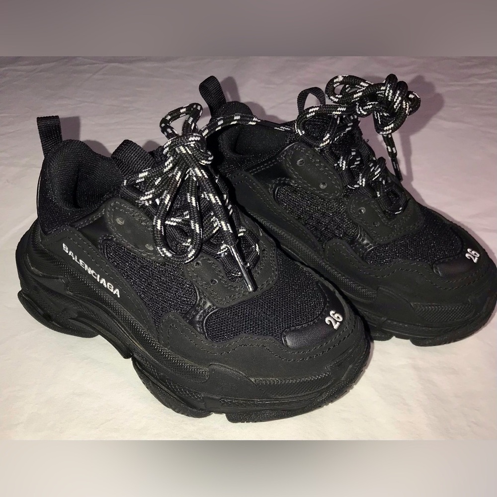 Balenciaga Triple S toddler size 9.5 shoes